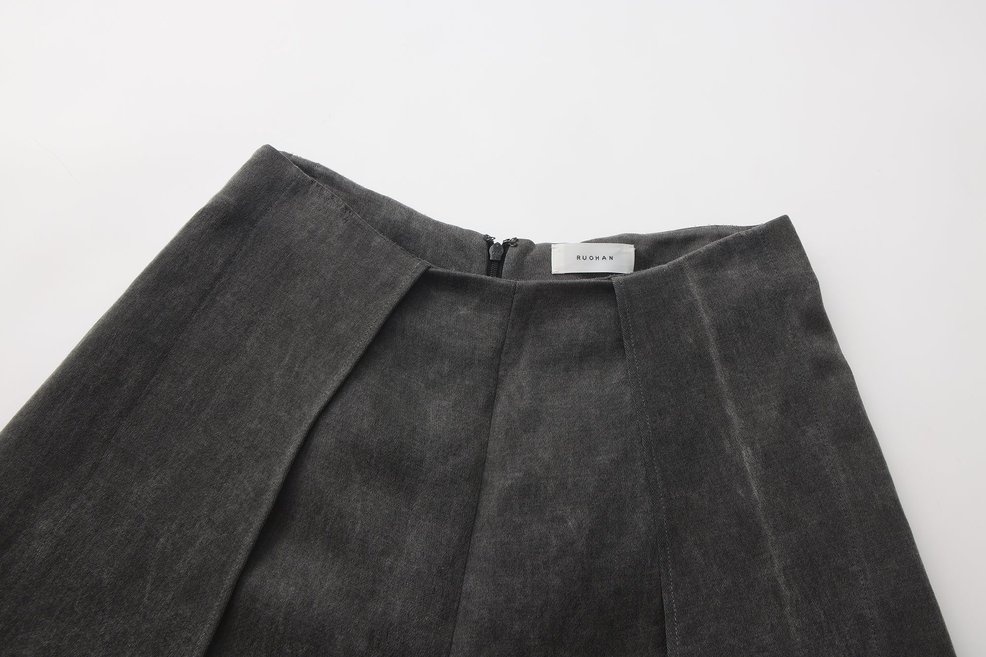 AW26 - CHARCOAL MOREA PANTS