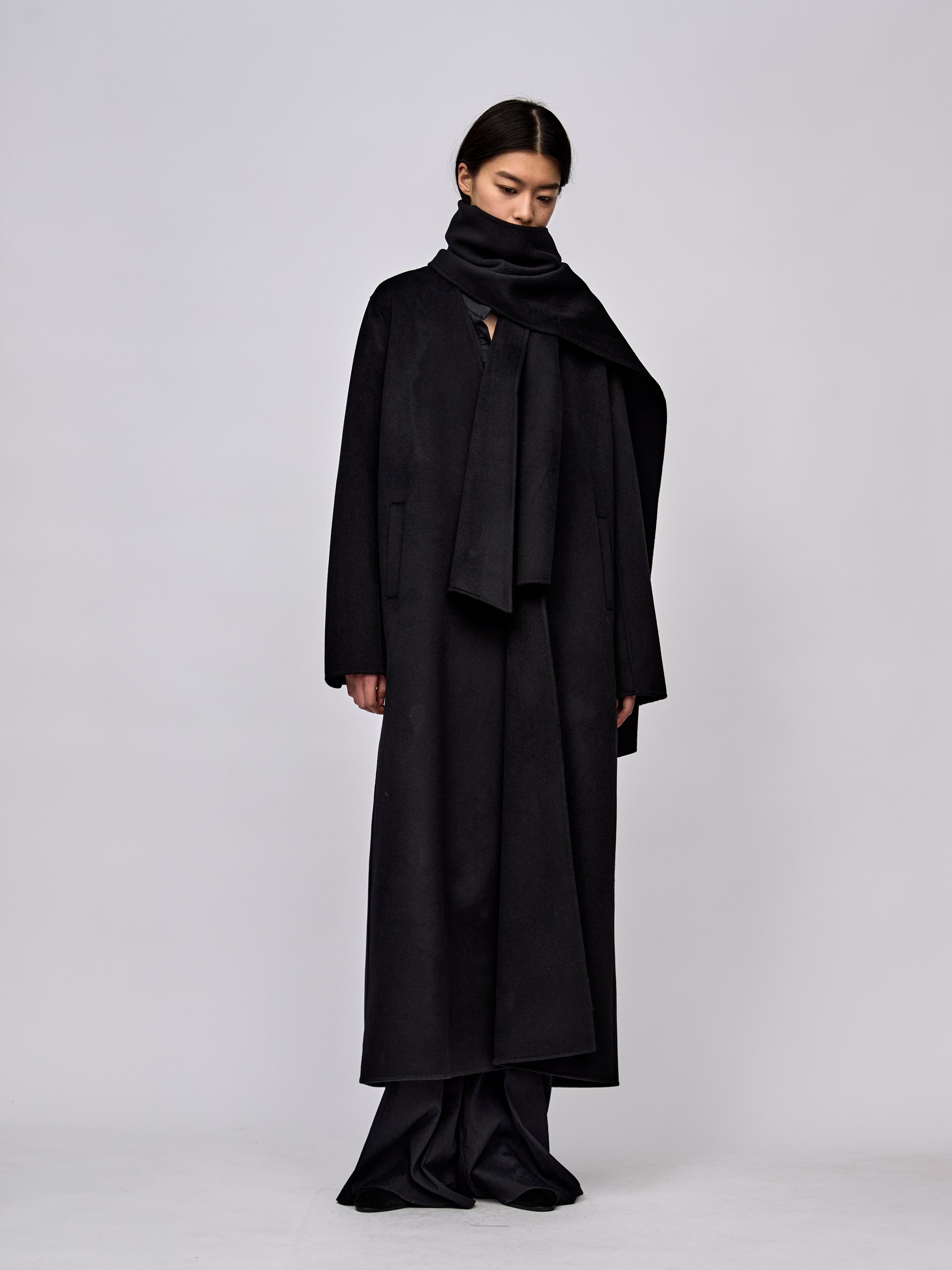 AW24 - JET BLACK COOPERI COAT