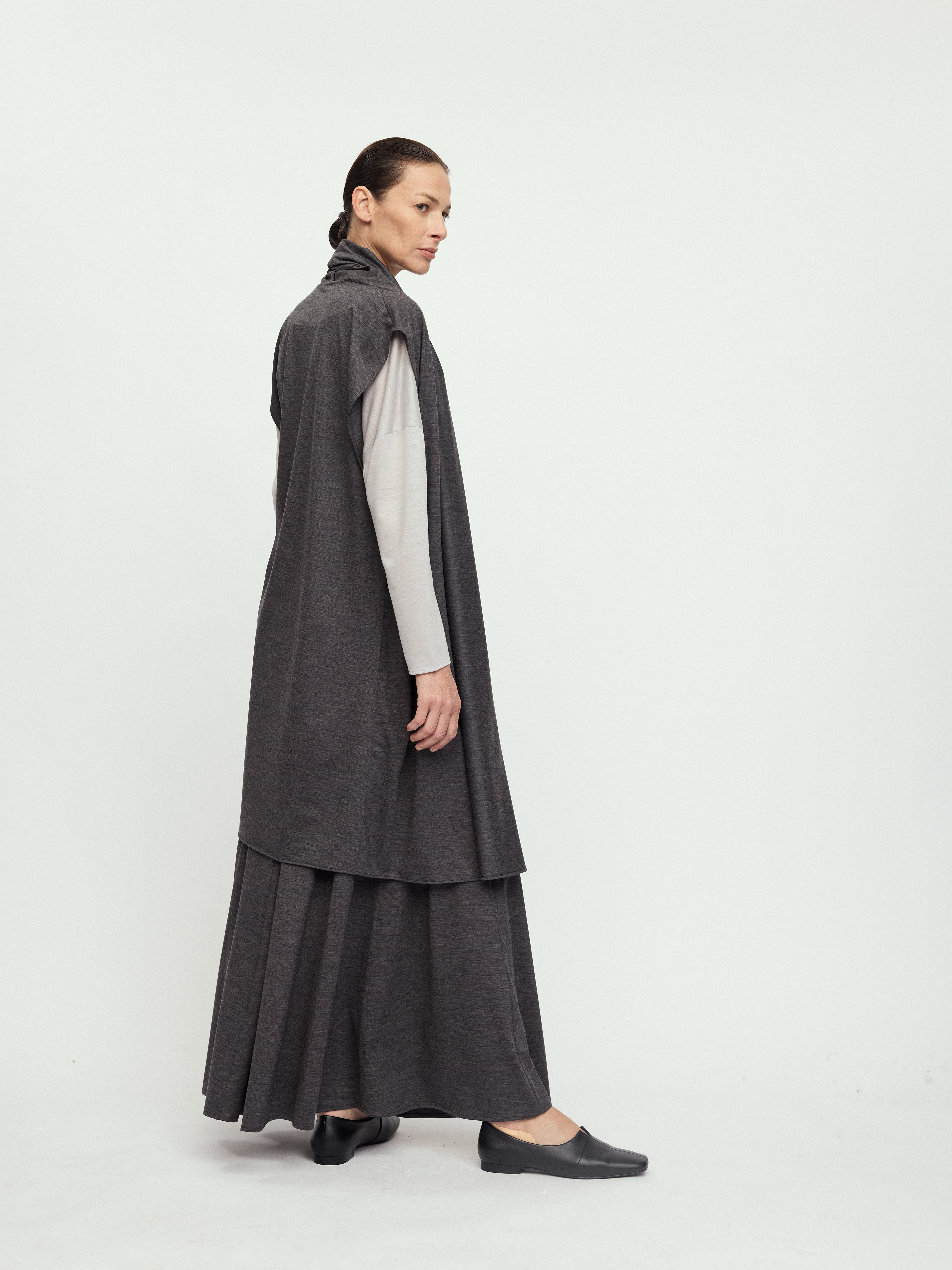 AW25 - DARK CLOUD AIRA VEST