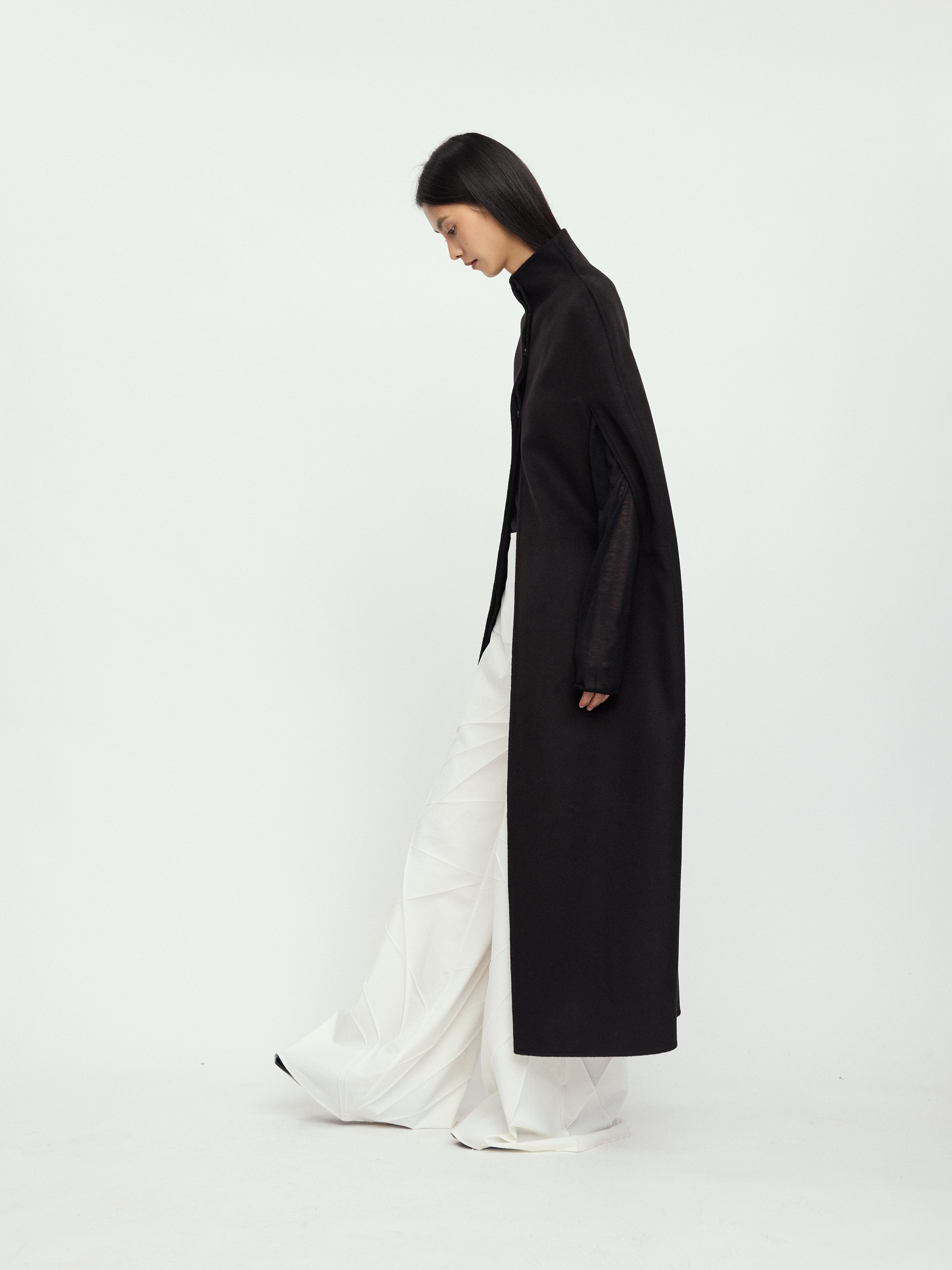 AW25 - JET BLACK SIRI CAPE