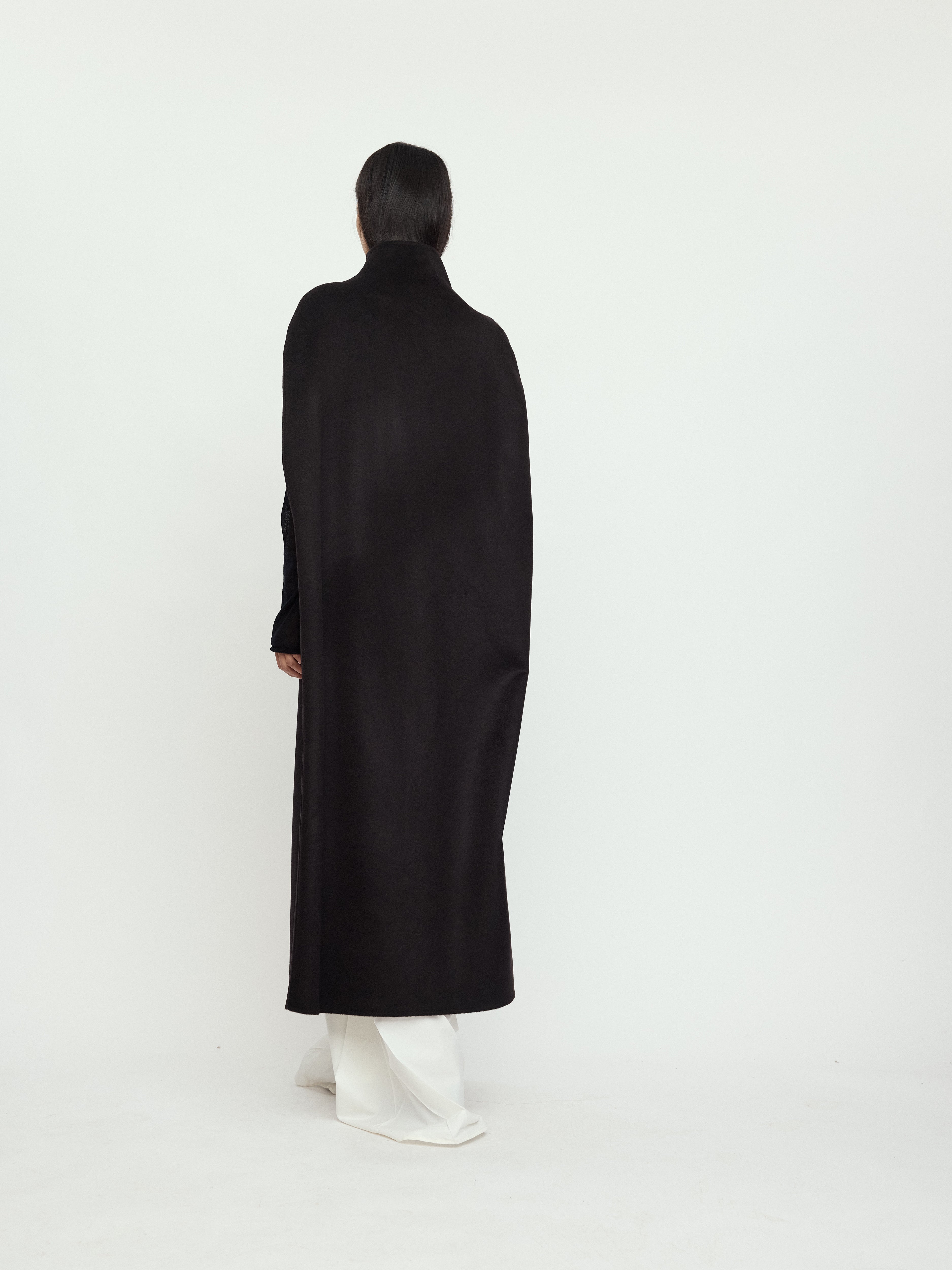 AW25 - JET BLACK SIRI CAPE