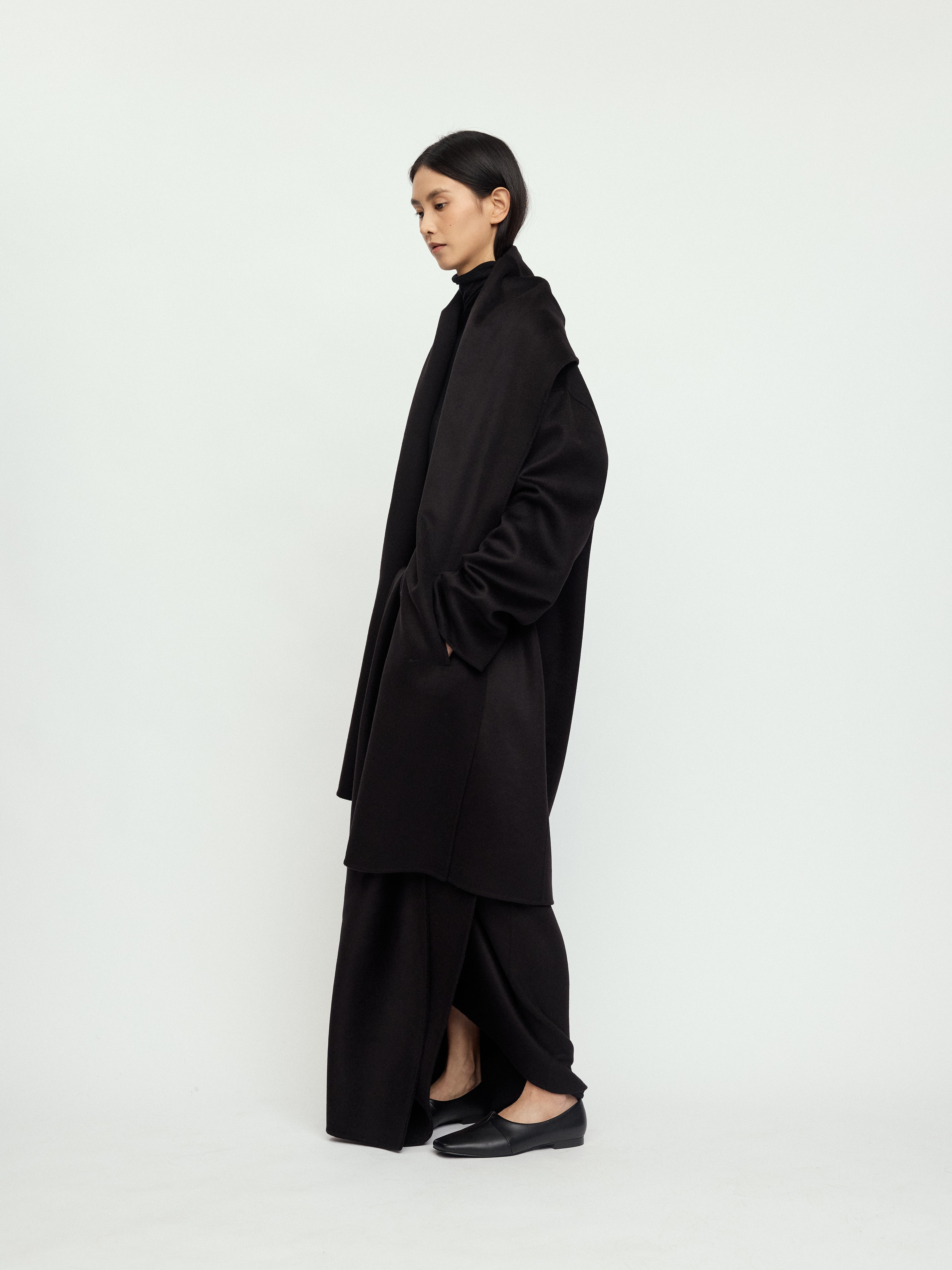 AW25 - JET BLACK ELIN COAT