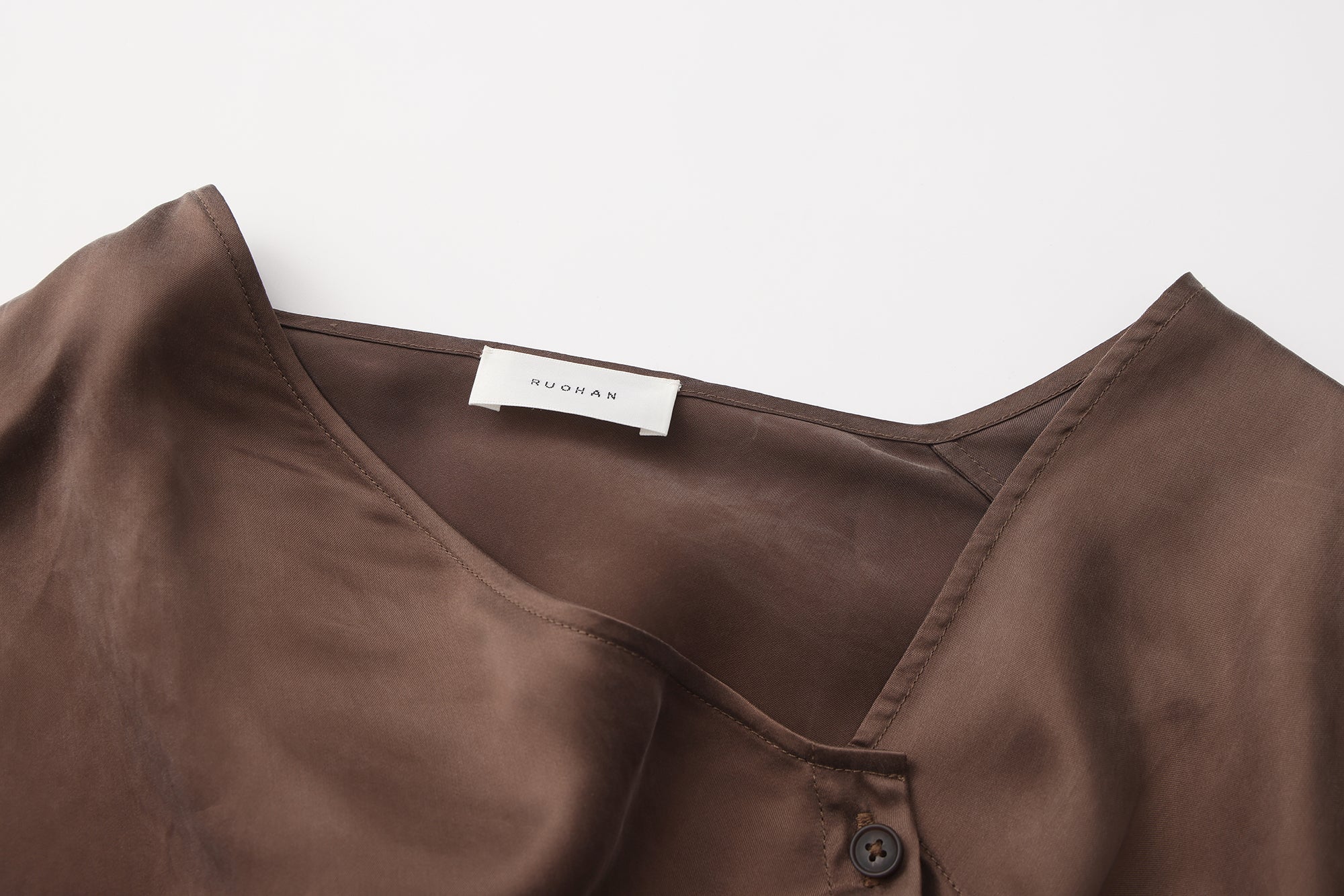 SS26 - COGNAC AMIR BUTTON-UP BLOUSE