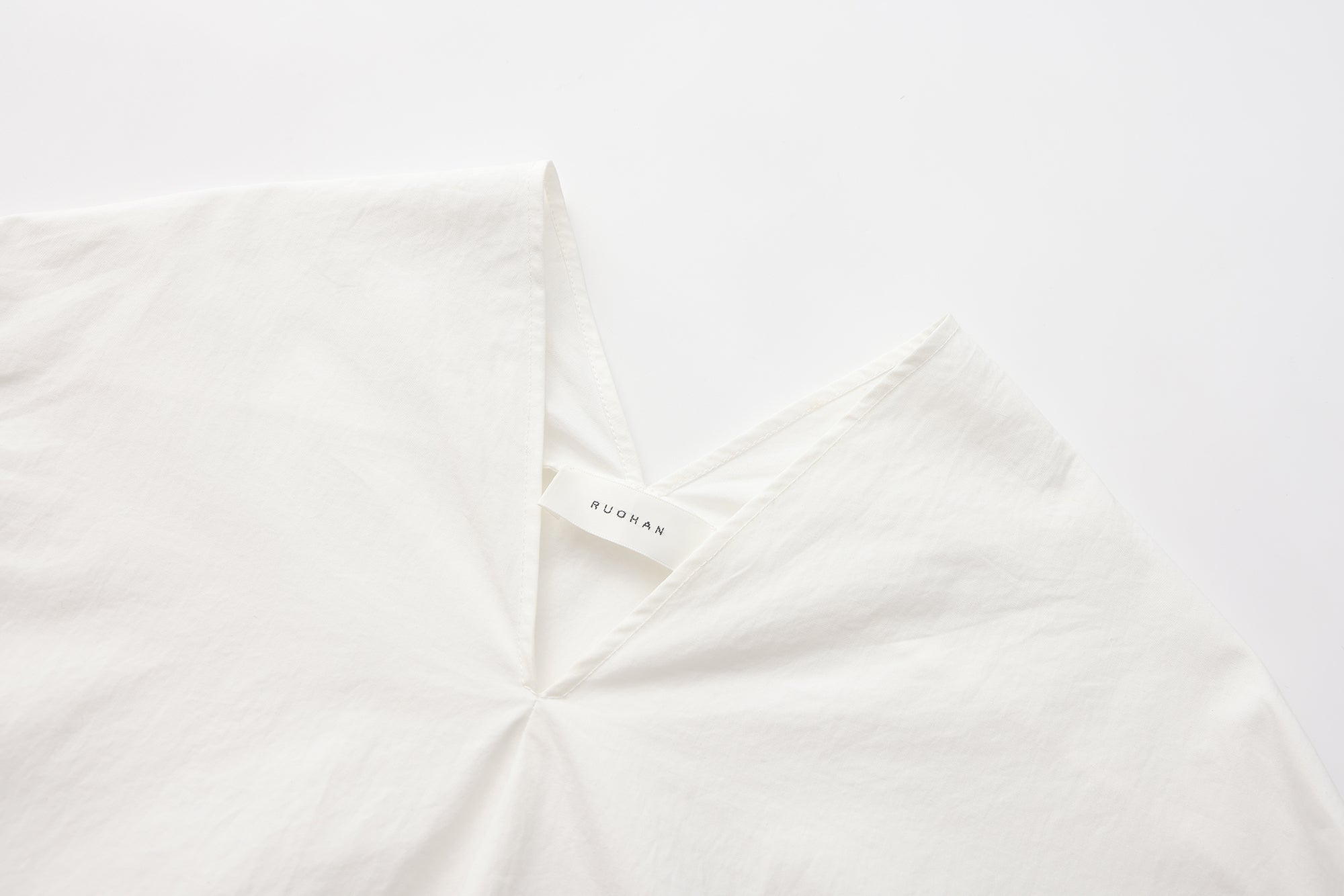 AW26 - PORCELAIN BONAIRE TOP