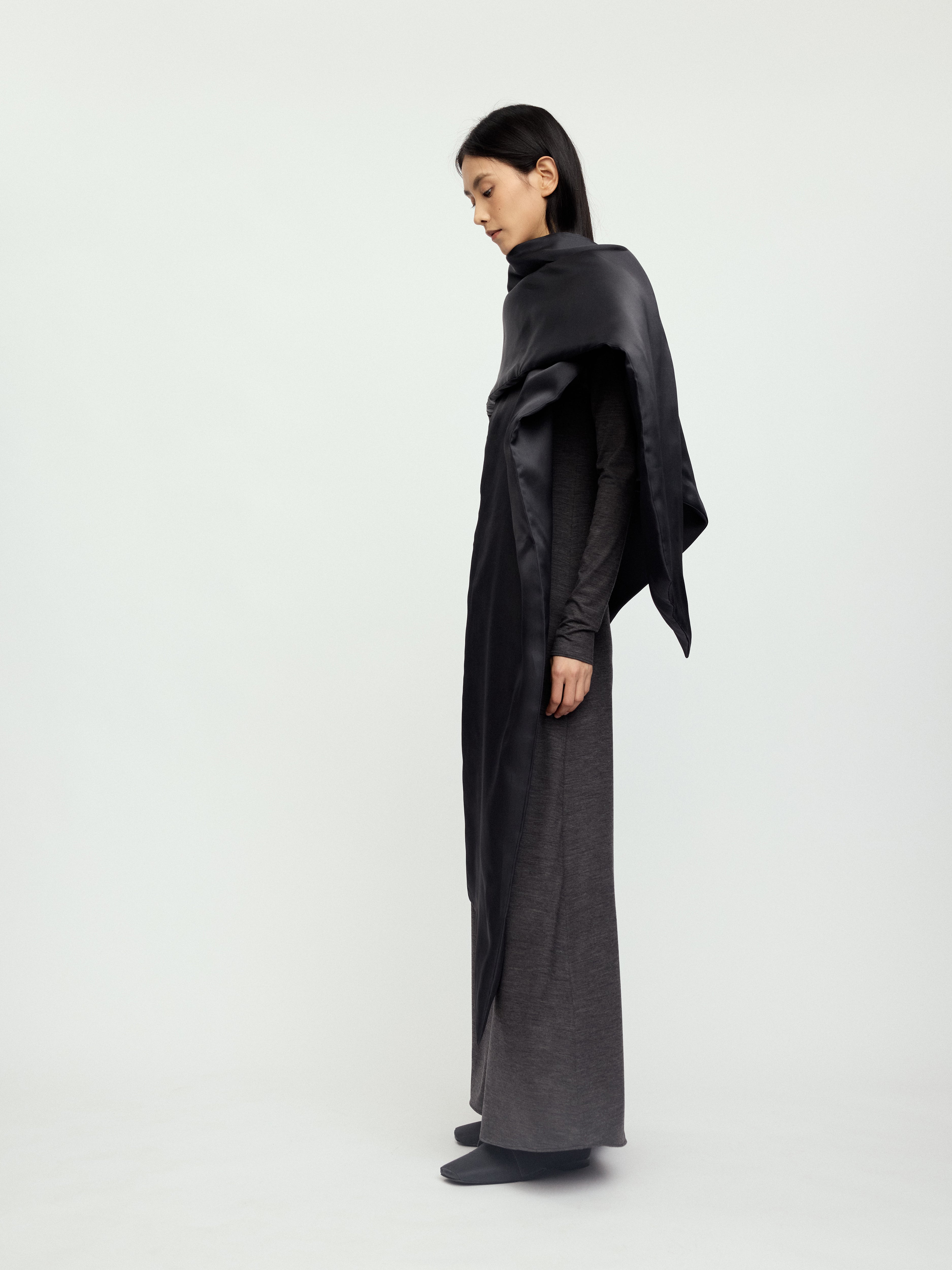 AW25 - INK PADDED MAUKE CAPE