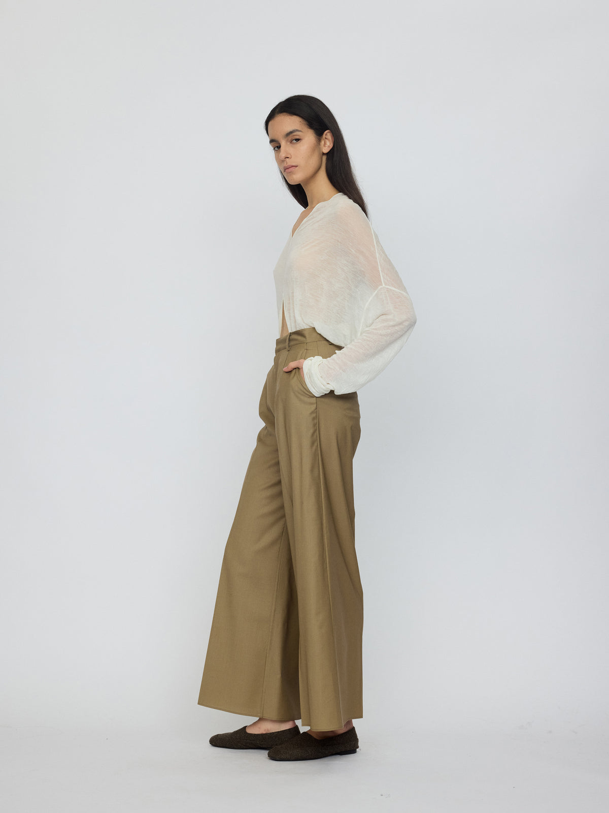 AW26 - GLOW LYNTH SUIT PANTS