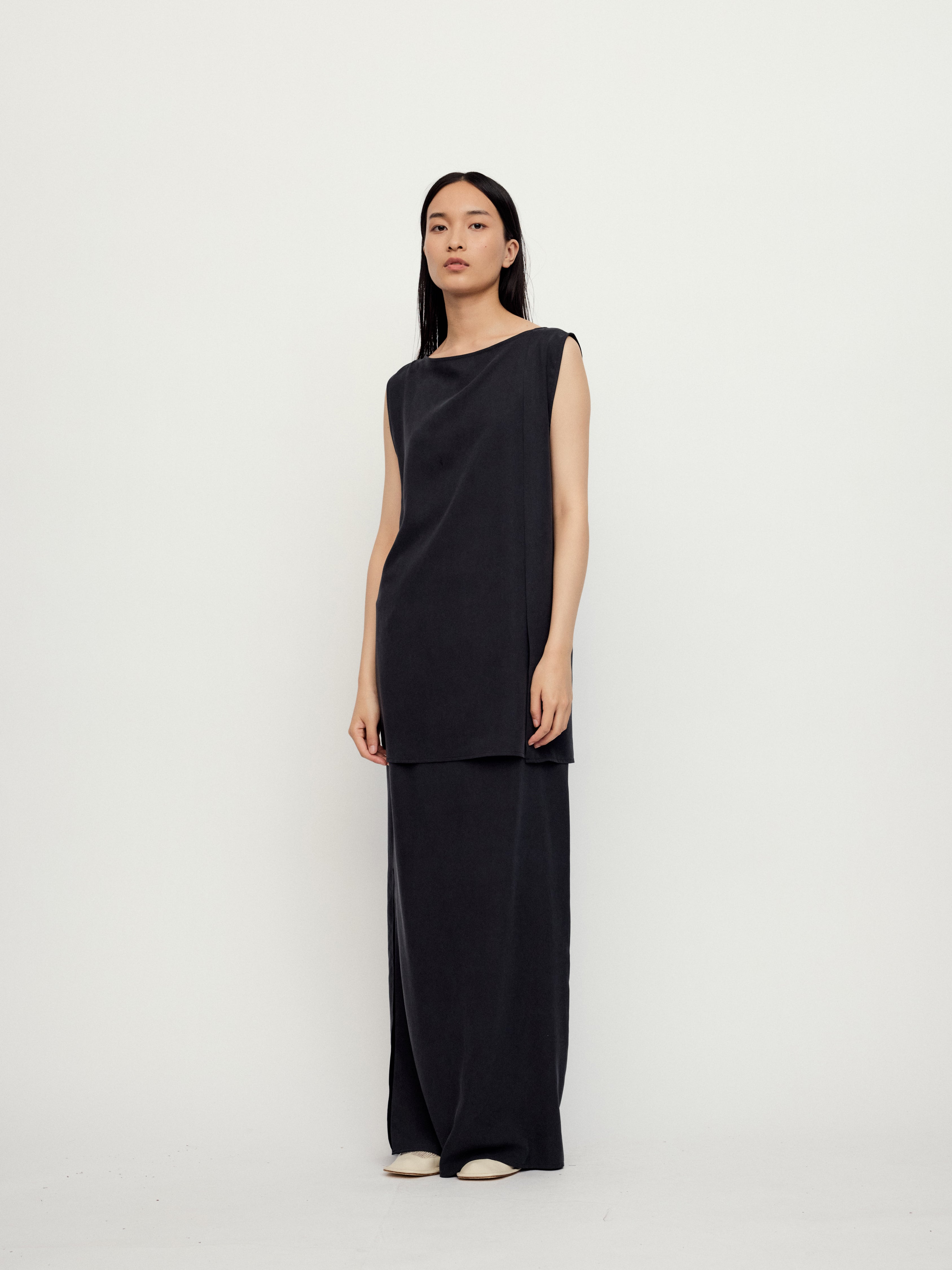 SS25 - CHARCOAL OBI TOP