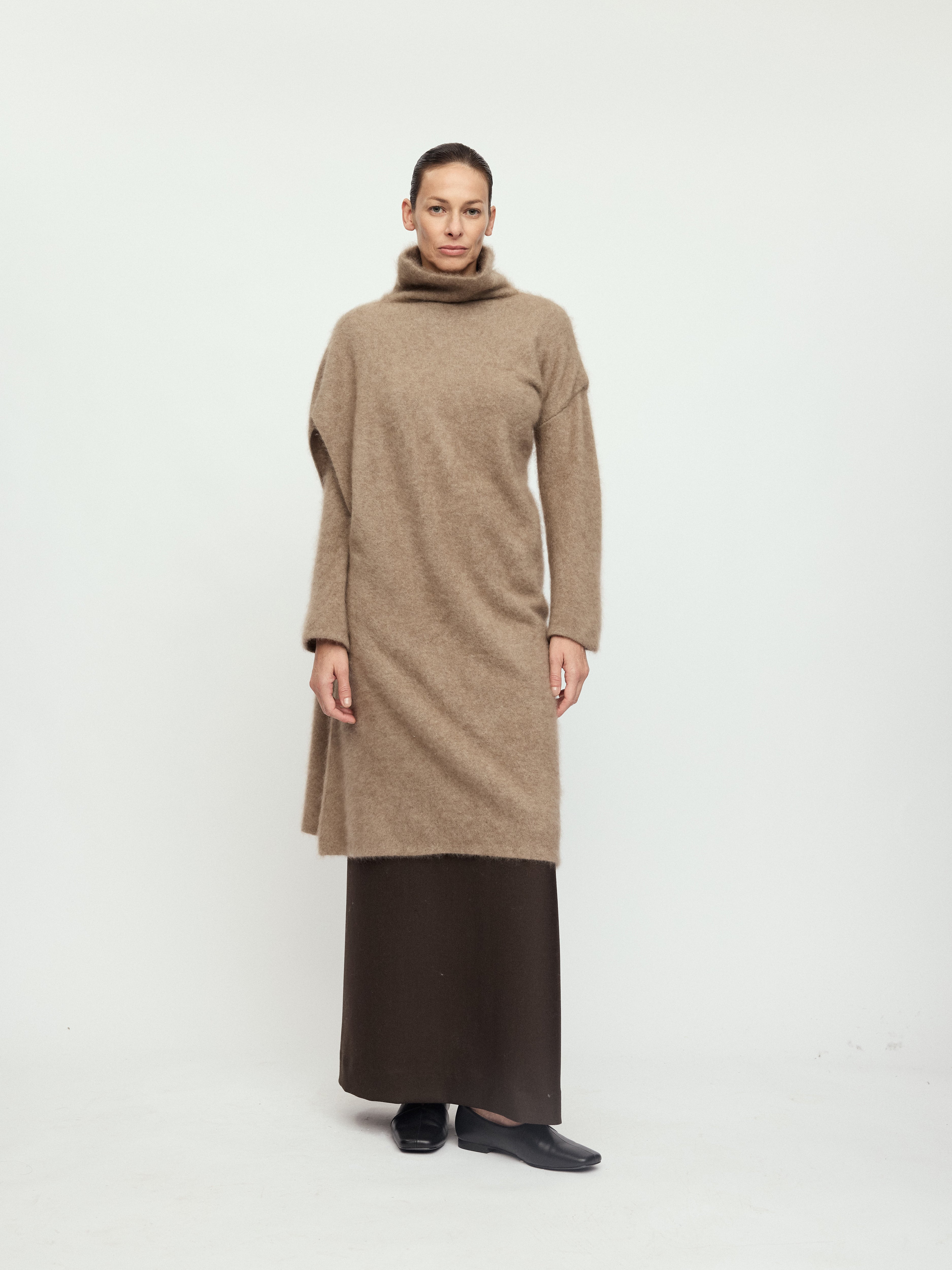 AW25 - CLUNCH KIA TOP