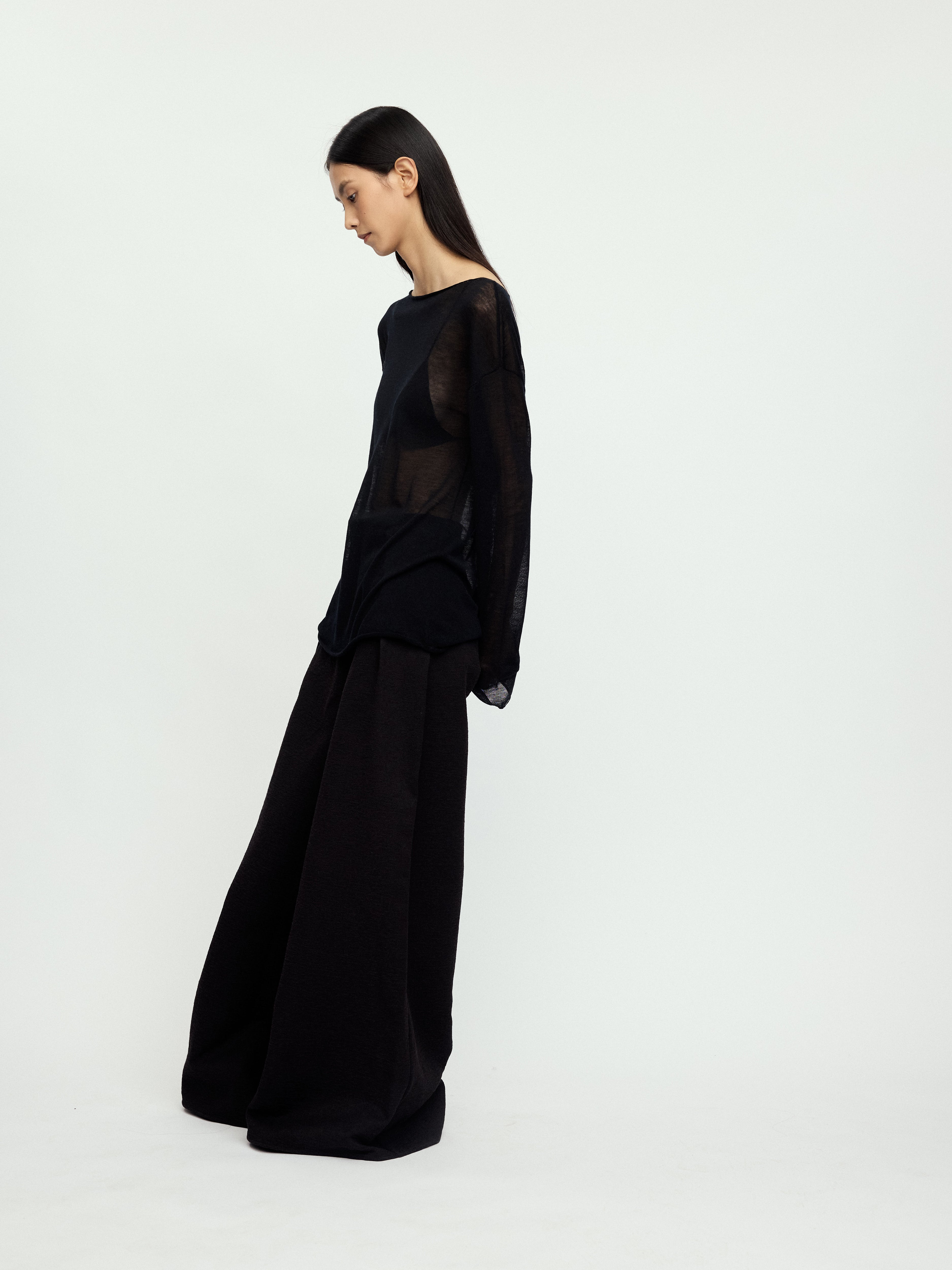 AW25 - BLACK ALBA TOP