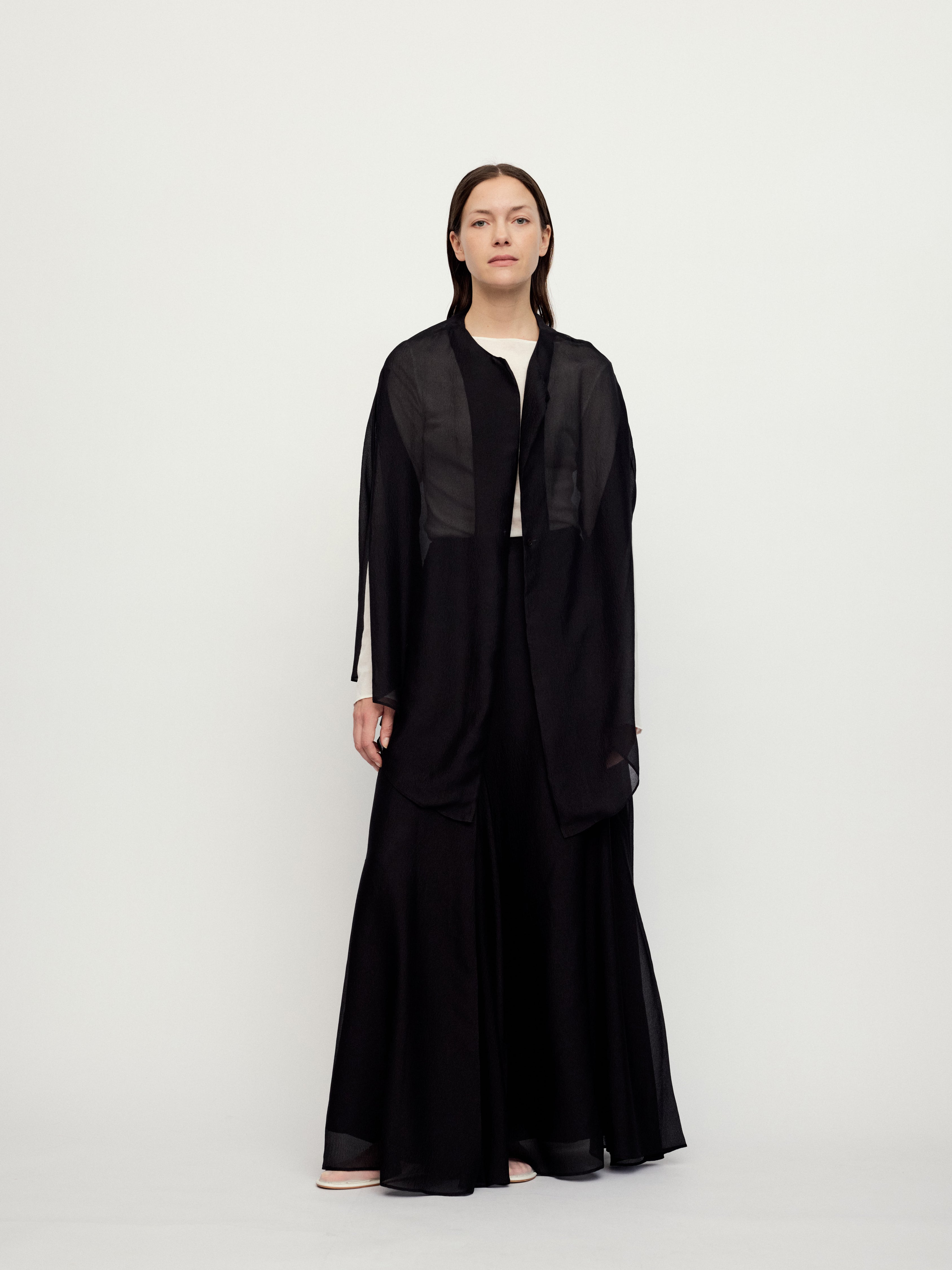 SS25 - JET BLACK BURU CAPE