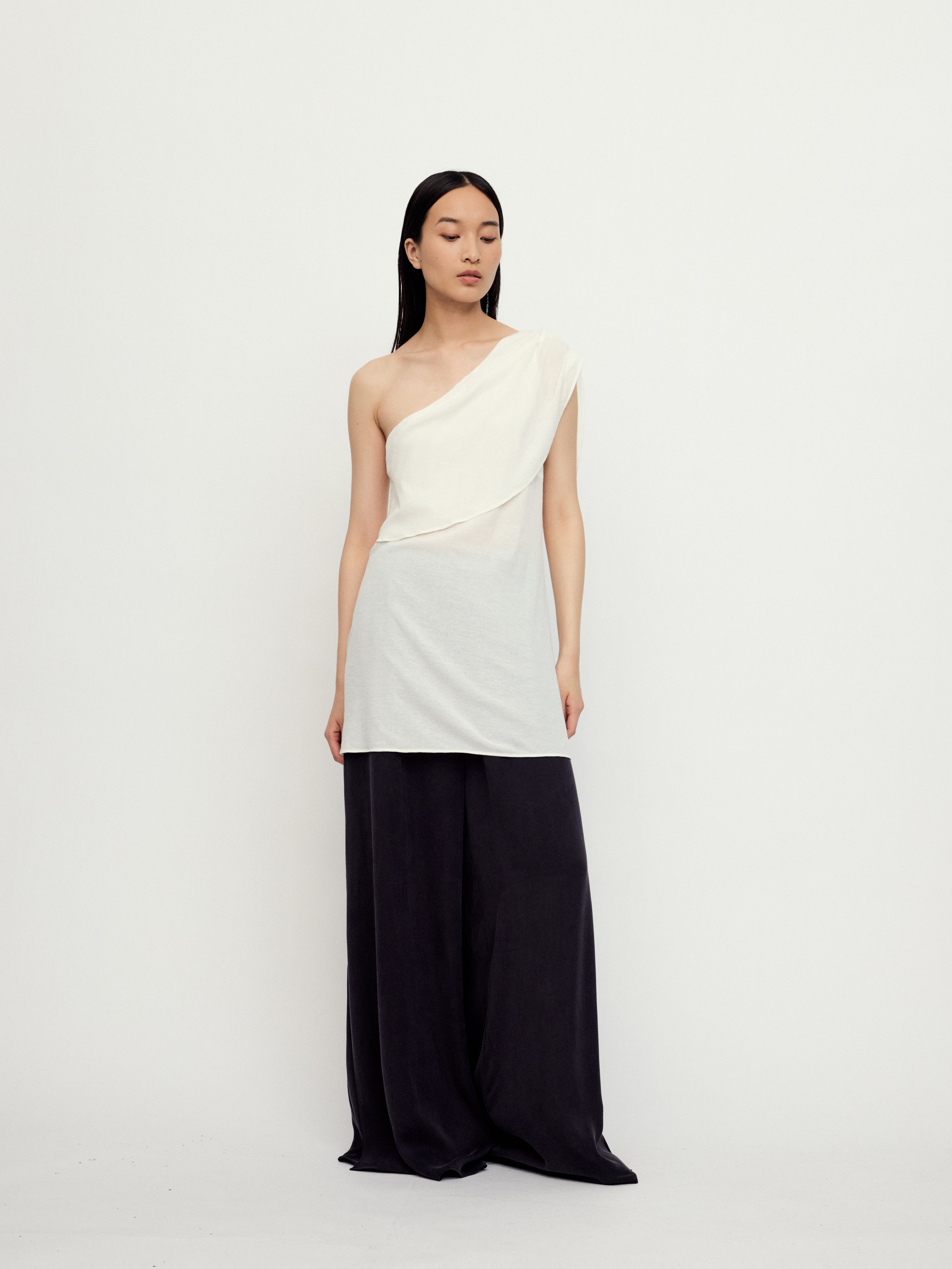 SS25 - CERAMIC WHITE DEVON TOP