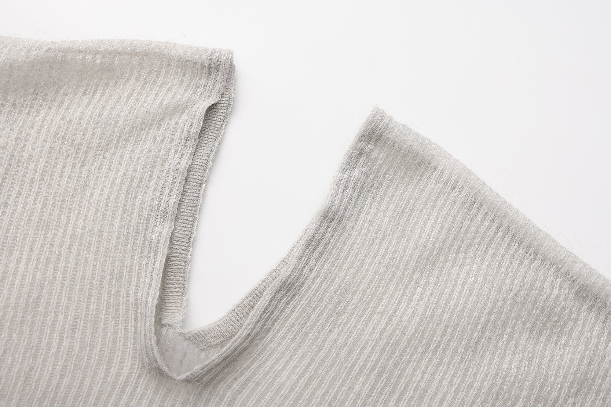 SS26 - GREY STRIPE ASSU KNIT TOP