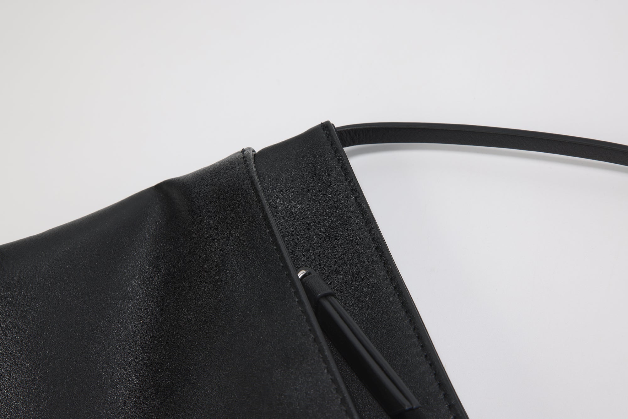 SS26 - BLACK LAMU BAG