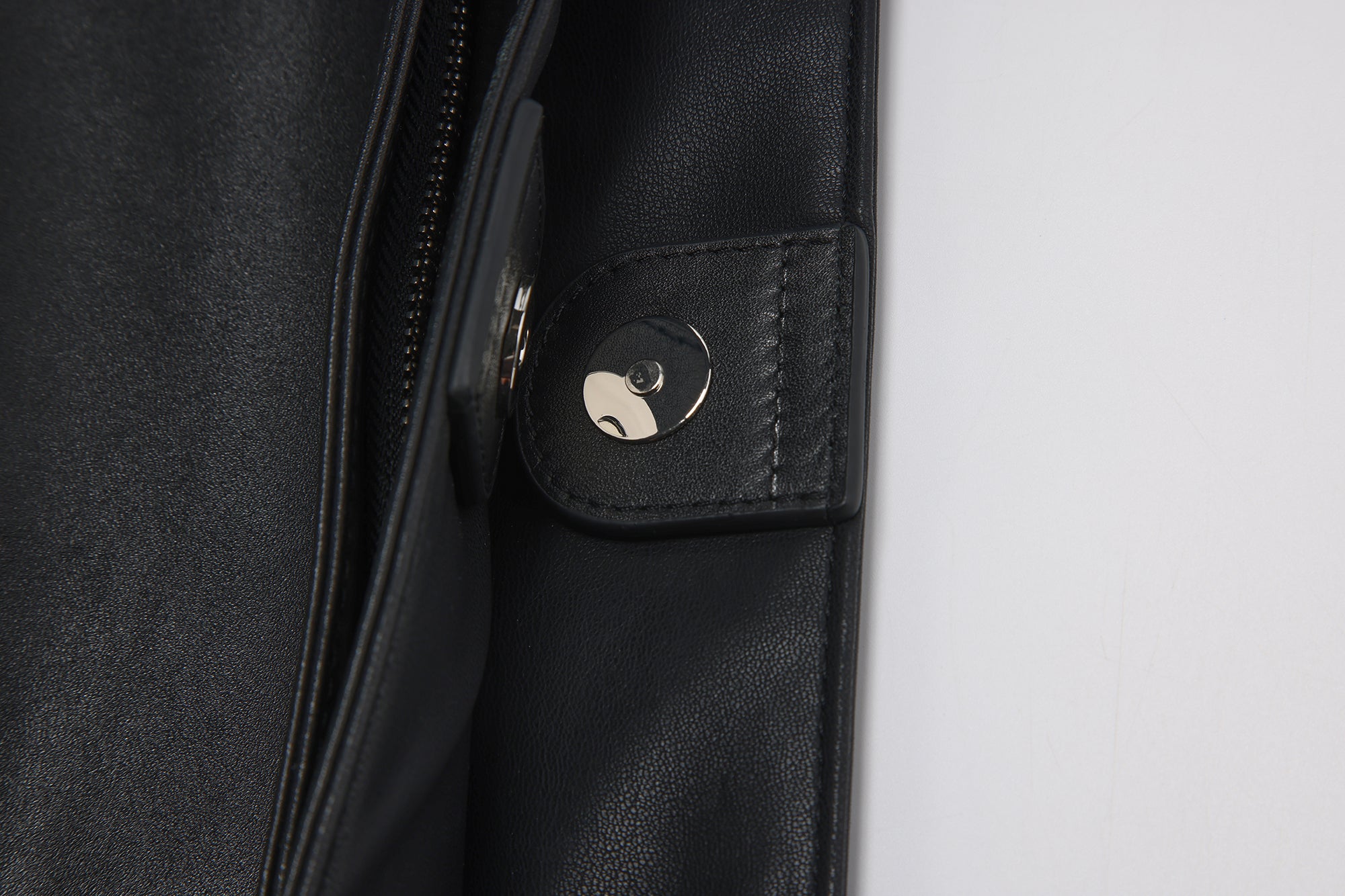 SS26 - BLACK LAMU BAG