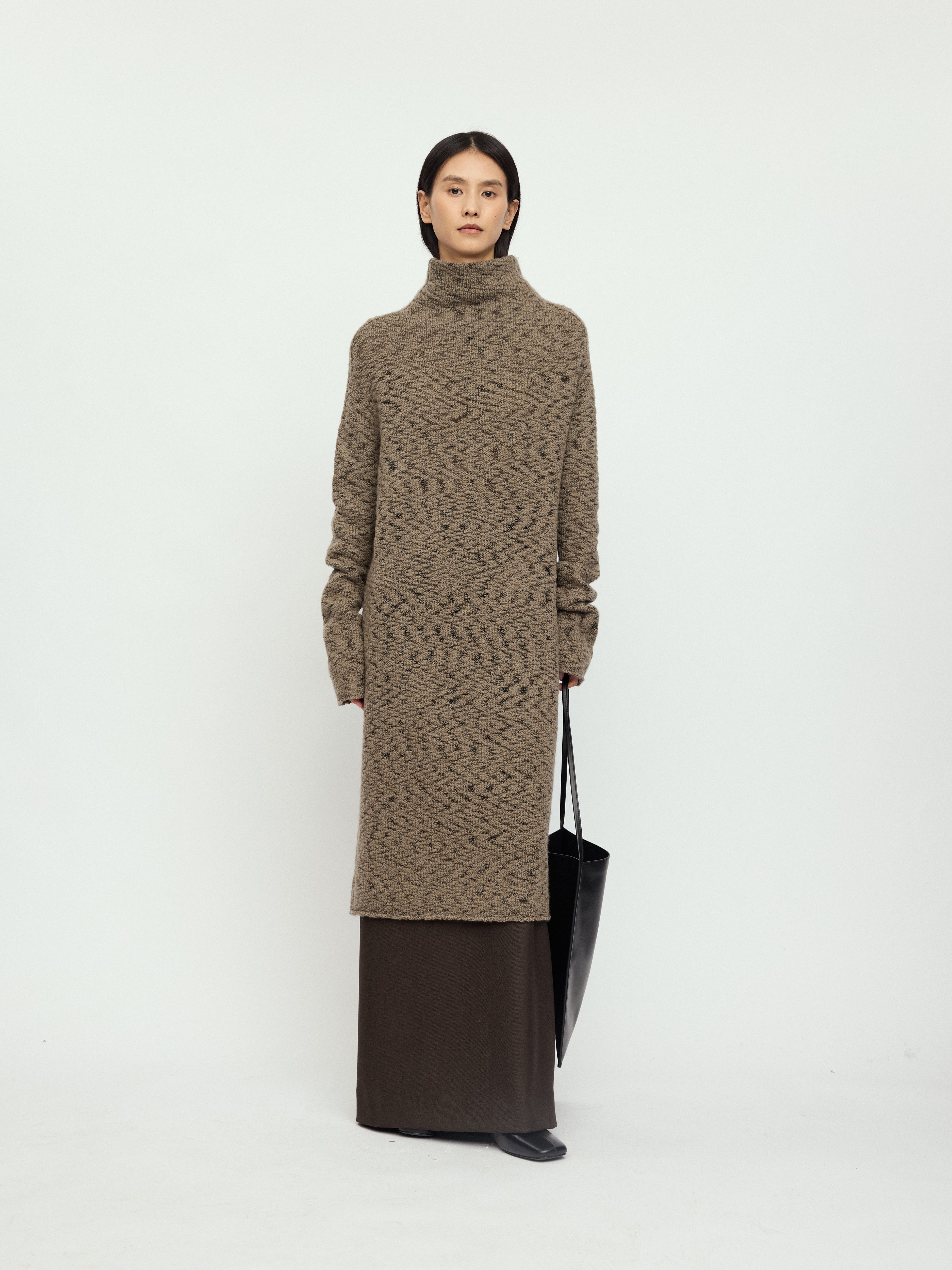 AW25 - BLACK TOTE BAG