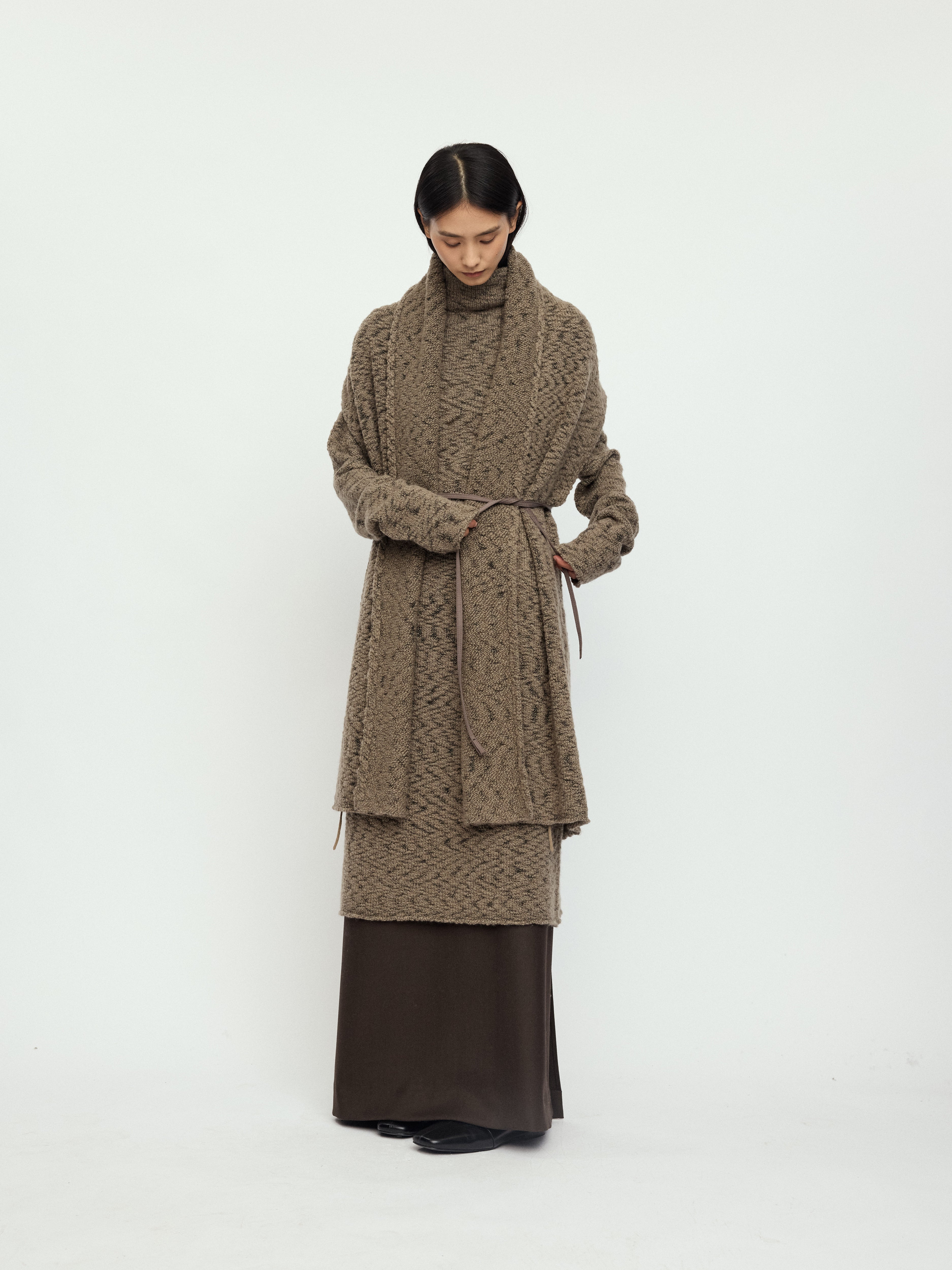 AW25 - MUD THIN BELT