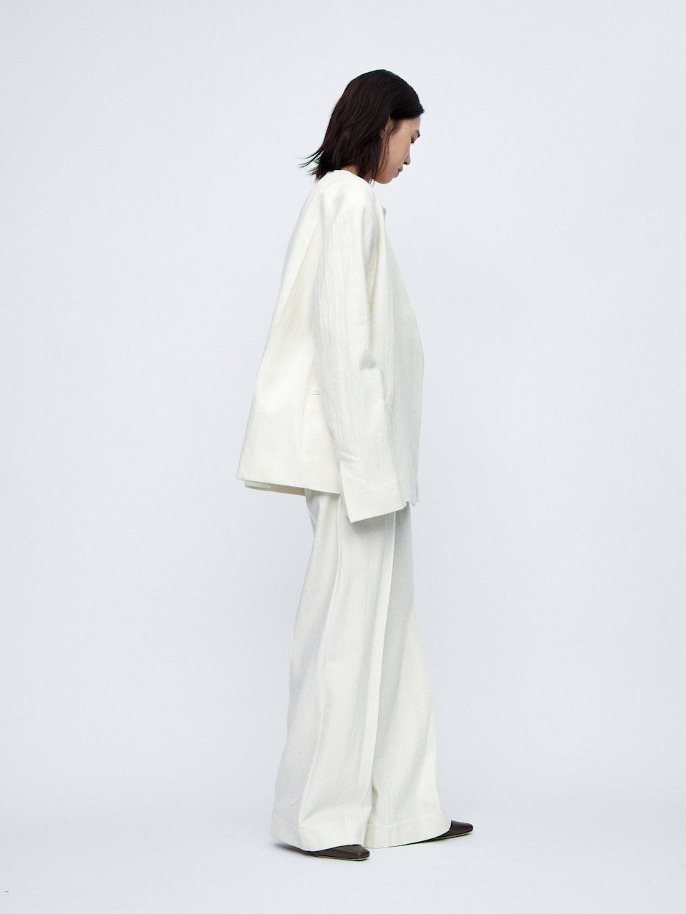 AW23 - White Avonia Tailored Jacket