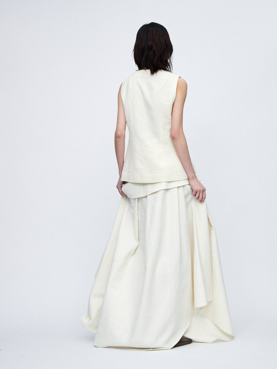 AW23 - White Vanzylii Skirt